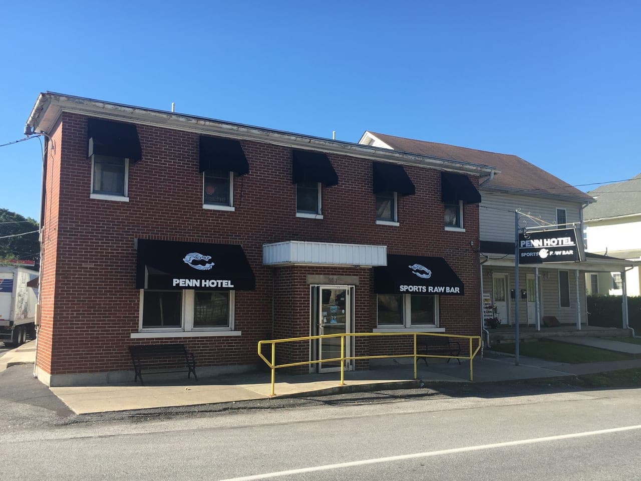Penn Hotel Sports & Raw Bar in Hershey, PA